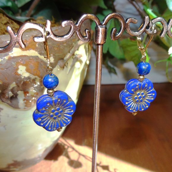 Handcrafted artisanal earrings with whimsical Czech windflowers in 12 colors - Picture 4 of 17